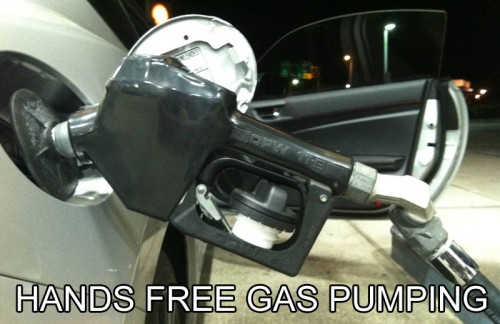 hands-free-gas-pumping-life-hack