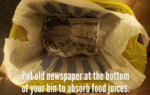 put-newspaper-at-bottom-of-garbage-to-soak-up-liquids-life-hack