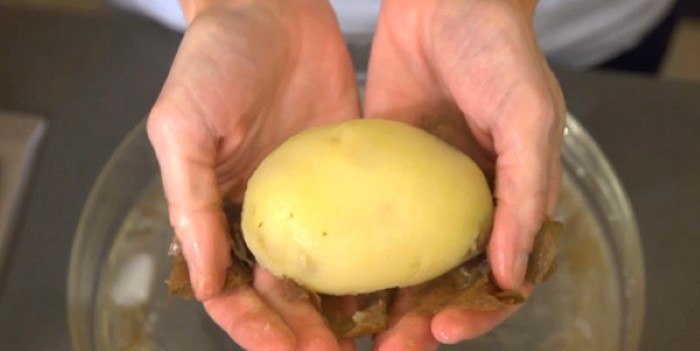 How To Peel A Potato With Your Bare Hands