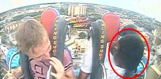 Rollercoaster Pass Out Kid